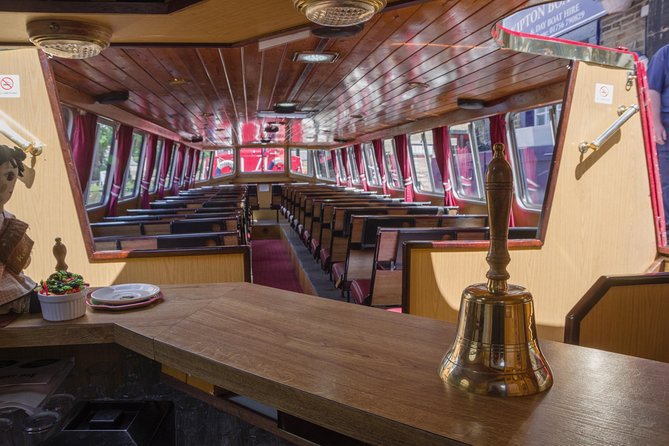1-Hour Public Cruise - Families, older passengers, and mobility needs