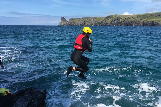 2-Hour Coasteering Adventure Near Bude - The safety briefing comes before the fun
