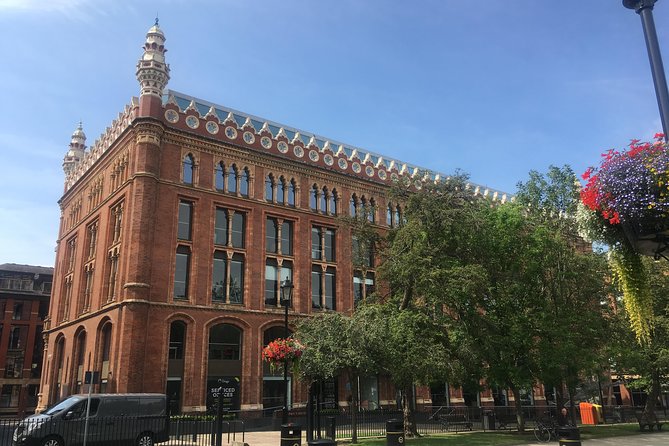 2 Hour Leeds Highlights Walking Tour - Kirkgate Market, the walk’s liveliest stop