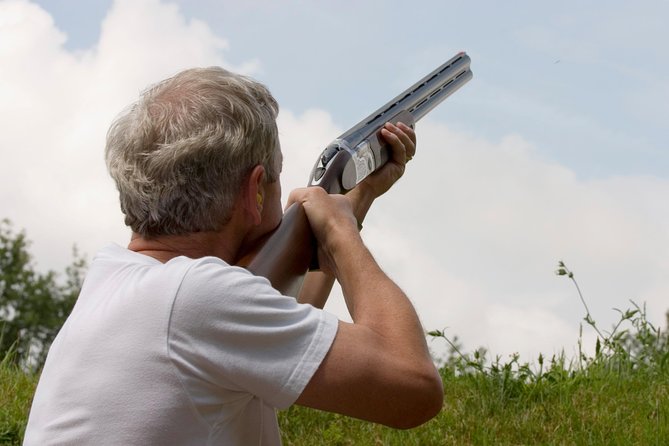 25 Shot Clay Shooting Experience - Starting at Ridge Road near Brighton