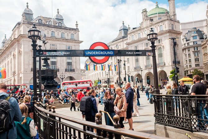3-Hour Private Guided Walking Tour of London - A royal start at St. James’s Palace