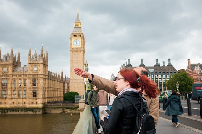 3-Hour Private Guided Walking Tour of London - Street performers and old market character in Covent Garden
