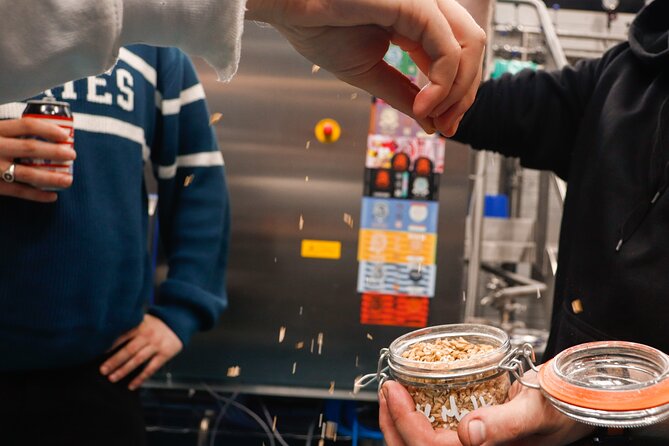 3 Locks Brewing Company Tour and Tasting Experience in Camden - A welcome beer sets the tone