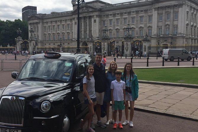 4 hour London Private Tour, with your own Black Cab Tour Guide - Trafalgar Square closes the loop