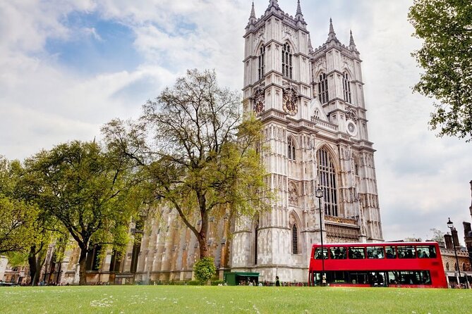 4-Hour Private Guided Tour of London on a Classic Itinerary - Buckingham Palace and the Changing of the Guard