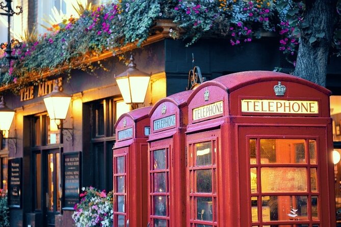 4-Hour Private Guided Tour of London on a Classic Itinerary - The Mall, Clarence House, and St. James’s Palace