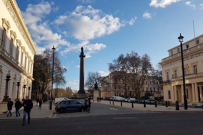 4 Hours Classic London Tour in a Private Vehicle - What $246.81 per person buys you