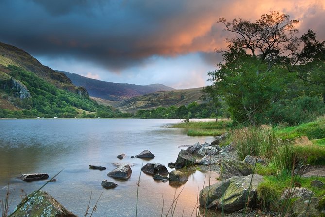 5-Day Discover Wales Small-Group Tour from London - Snowdonia, Beddgelert, and Harlech Castle
