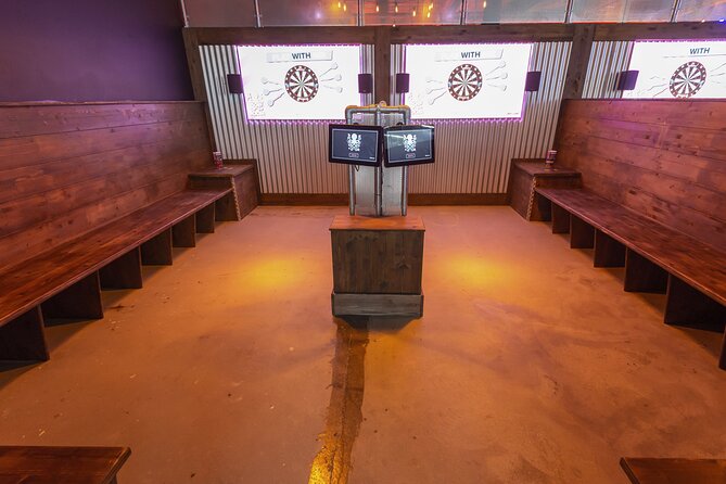 60-minute Augmented Reality Darts - The atmosphere: games, music, cocktails, and noise