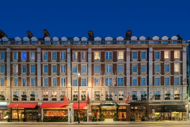 Afternoon Tea at The Rubens at the Palace, Buckingham Palace - Is the Royal Mews view worth paying for?