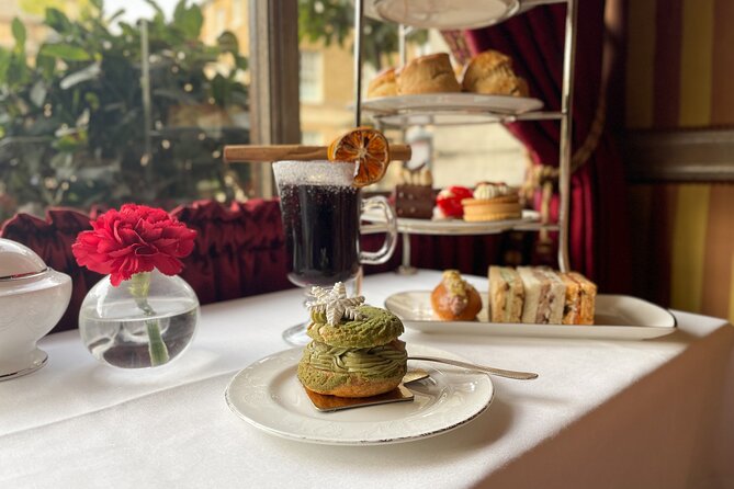 Afternoon Tea at The Rubens at the Palace, Buckingham Palace - Timing the tea around your London day