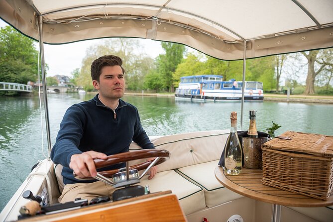 Afternoon Tea Sightseeing River Cruise in Oxford - Afternoon tea from The Folly
