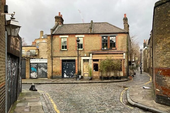 Authentic London Sunday Markets with a Londoner - Hackney City Farm: a community-built pause