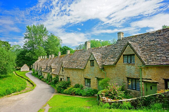 Bath and Cotswolds Guided Tour from London - A beautiful route with a lot of road time