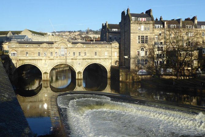 Bath City Tour & Fly a Hawk Experience - Day Tour from Bath - Lunch before the countryside drive