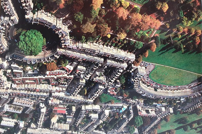 BATH: Private Walking Tour | Blue Badge Guide, 2h, £225 per group - Bath Abbey sets the scene