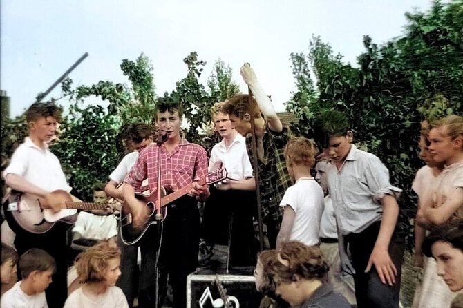 Beatles City Taxi Tours (3 hour duration) - Strawberry Field beyond the famous gates