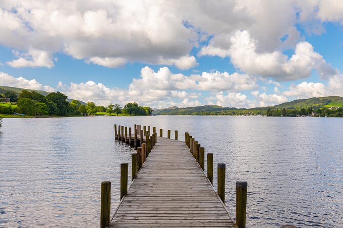 Beatrix Potter's Half Day Lake District Tour Including Lake Cruise - The guides make the difference