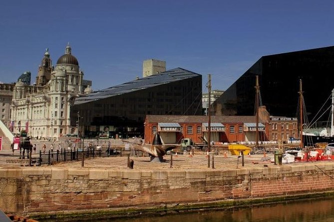 Best of Liverpool Sightseeing Tour by Private Taxi - Comparing Liverpool’s two cathedrals