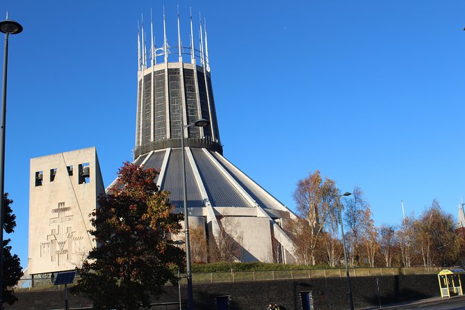Best of Liverpool Sightseeing Tour by Private Taxi - Albert Dock, Beatles places, and Liverpool’s public faces