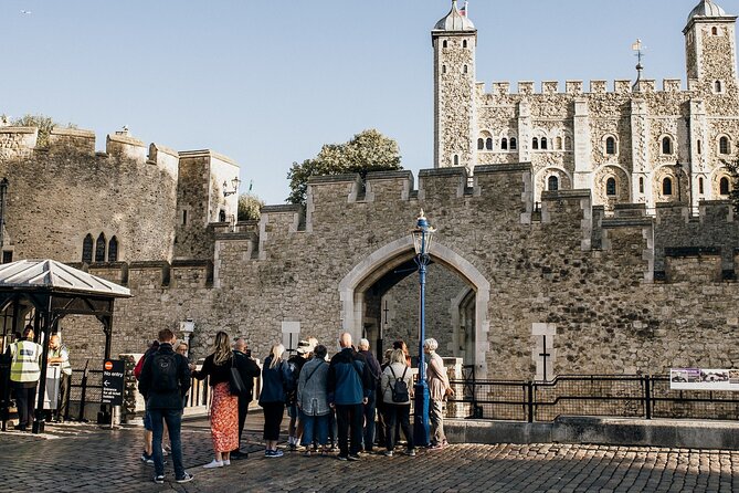 Best of London Tour - Crown Jewels, River Cruise & History Walk - Group size, pace, and guide style