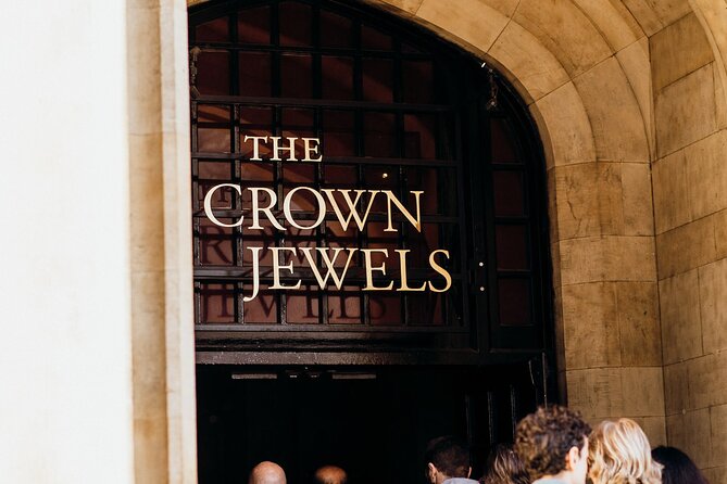 Best of London Tour - Crown Jewels, River Cruise & History Walk - Starting at the Jewel House