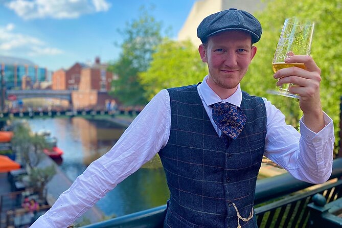 Birmingham Gangs Nighttime Historical Walking Tour with Pub Stops - Birmingham’s gangs beyond the Peaky Blinders screen