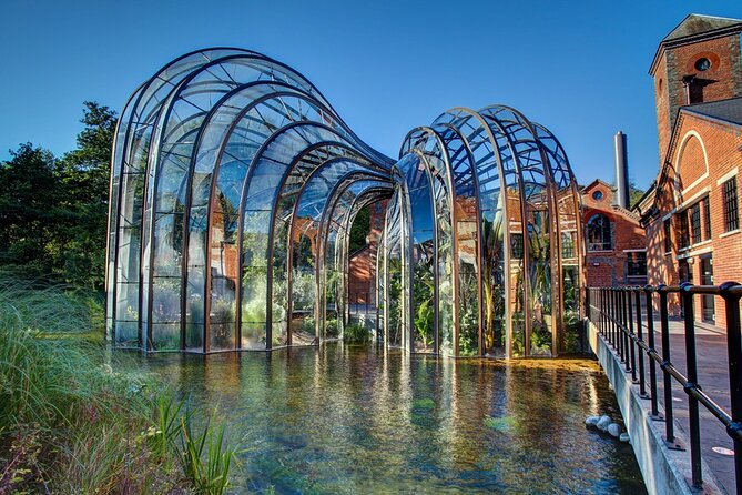 Bombay Sapphire Gin Cocktail Masterclass and Tour - A gin experience that begins with your own drink