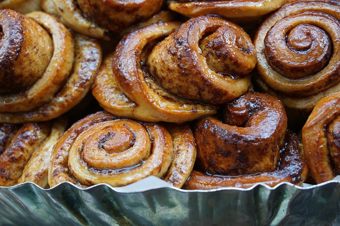 Borough Market Food Tour | Private Brunch Experience in London - A private route through the market