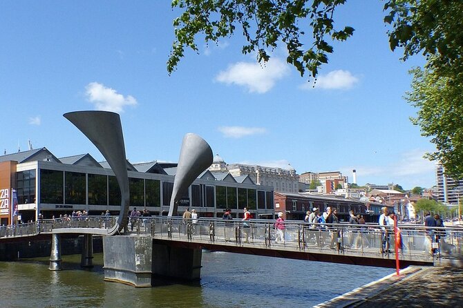 Bristol Quest: Self Guided City Walk & Immersive Treasure Hunt - Pirates, playhouses, and Bristol stories