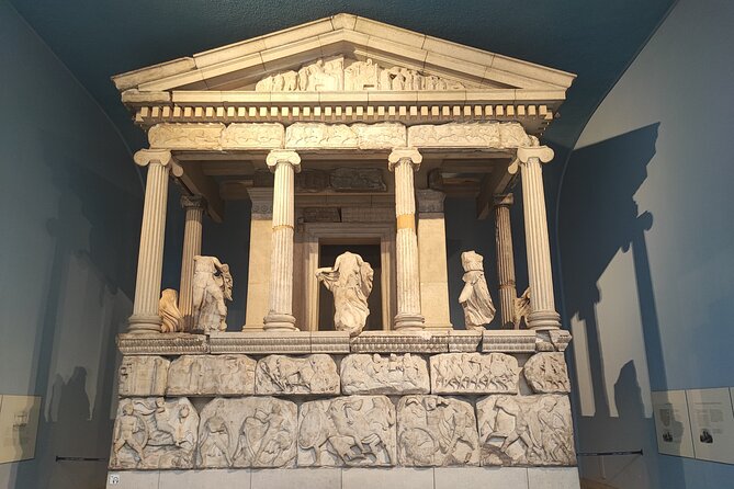 British Museum Private Tour: Ancient Daemons and Timeless Beauty - Egyptian Mummies and the Quiet Work of Death
