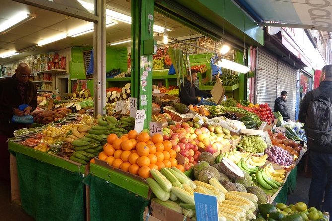 Brixton Market Tour with African and Caribbean Cuisine - Obi’s guiding style and the value of local knowledge