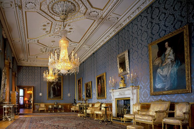 Buckingham Palace and Windsor Castle Escorted Tour from London - Buckingham Palace and its 19 State Rooms