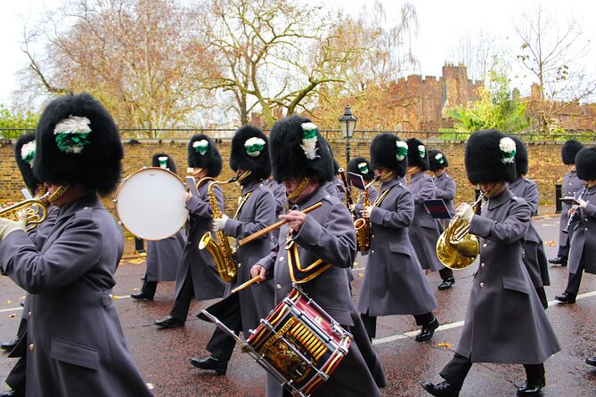 Buckingham Palace & Changing of the Guard Experience - Clarence House: a look at royal residence life