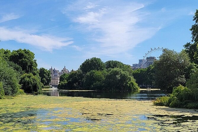 Buckingham Palace: Walking Tour with Entry & Audio Guide - The Mall and Clarence House set up the palace arrival