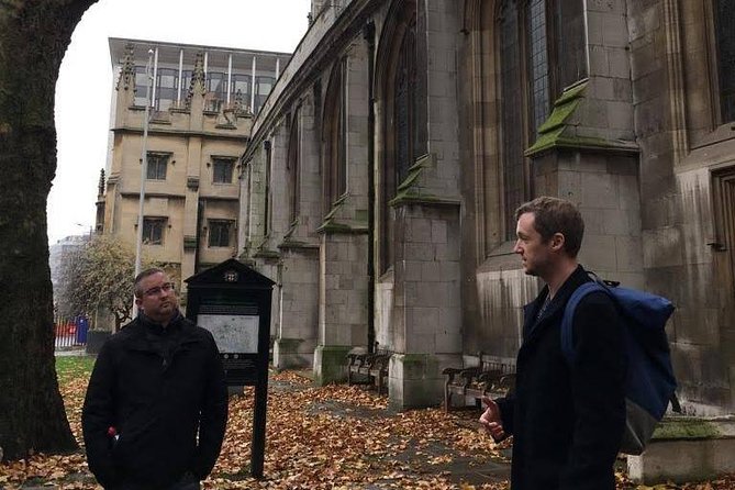 Burnings, Butchery & Black Death: A Walking Tour of London's Bloody Past - Charterhouse and the first plague stories