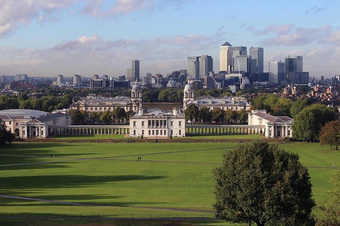 Cambridge and Greenwich - Day Tour from Brighton - How the large group affects the day