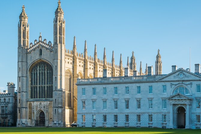 Cambridge Quest: Self Guided City Walk & Immersive Treasure Hunt - A private activity for families and small groups