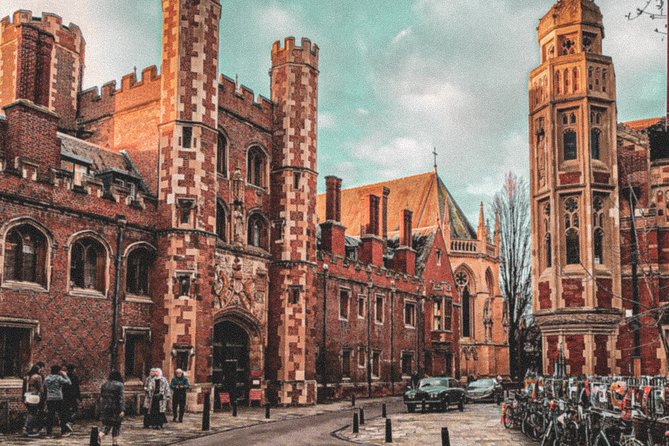Cambridge's History & Secrets with Self-Guided Walking Tours - Cambridge by app, not by timetable