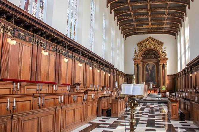 Cambridge University Walking Tour - King’s Parade, King’s College, and the Corpus Clock