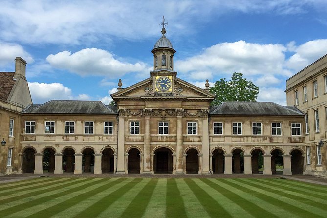 Cambridge University Walking Tour - Magdalene and St John’s: understanding the college system