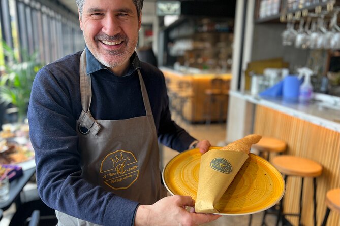 Camden Market Food Tour of 7 Tastings, Gin, Street Food & More - Regent’s Canal and the industrial side of Camden