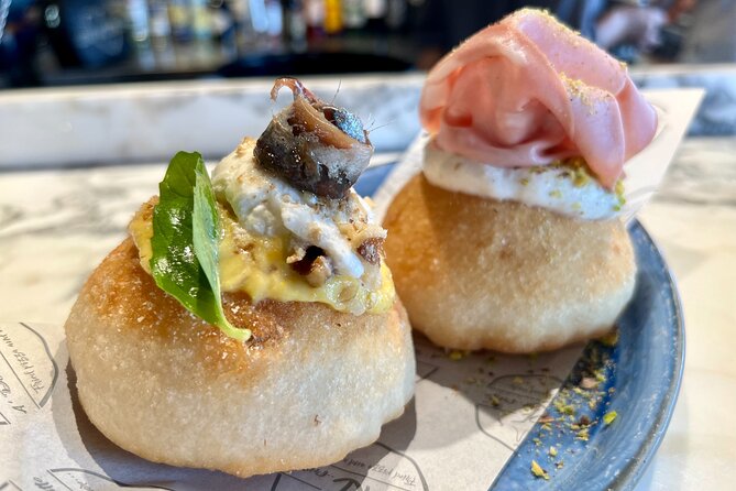 Camden Market Food Tour of 7 Tastings, Gin, Street Food & More - Cyberdog, Amy Winehouse, and Hawley Wharf