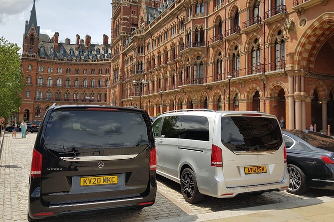 Chauffeur limo Services Heathrow Airport To/From anyLondon Hotel - How the flight monitoring and communication help