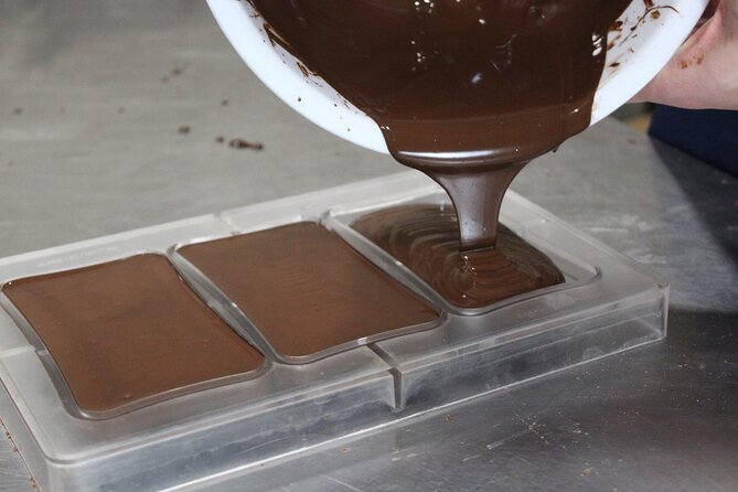 Chocolate Bar Making Workshop - York Cocoa Works - The cocoa lesson comes before the fun