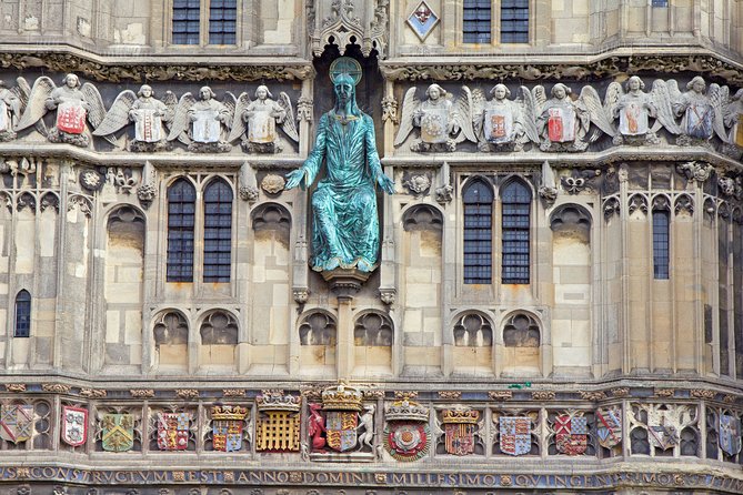 Christmas in Canterbury, Dover and Greenwich with Christmas Lunch - A three-course Christmas lunch at a traditional pub