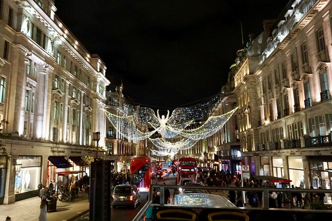 Christmas Lights Open-Top Bus Tour - Trafalgar Square gives you the classic Christmas scene