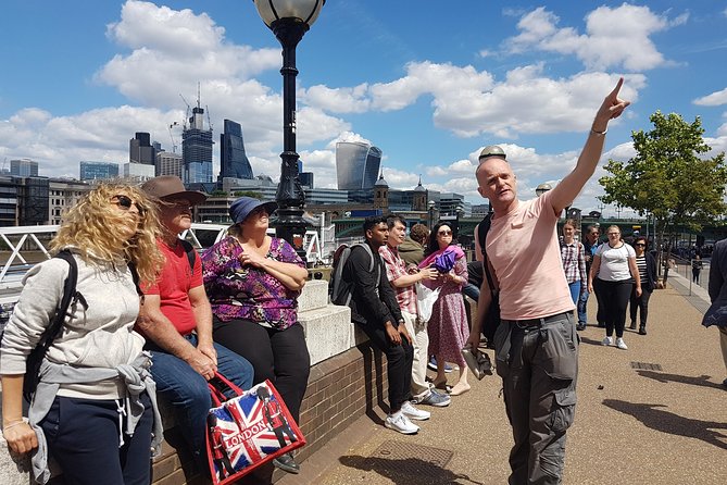 Churchill's War Rooms & London's Top Sights Tour - Crossing to the South Bank
