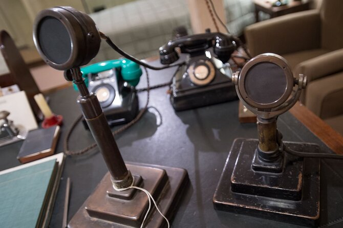 Churchill War Rooms "Behind The Glass" and Private Car Tour - Why the private format can be worth the cost