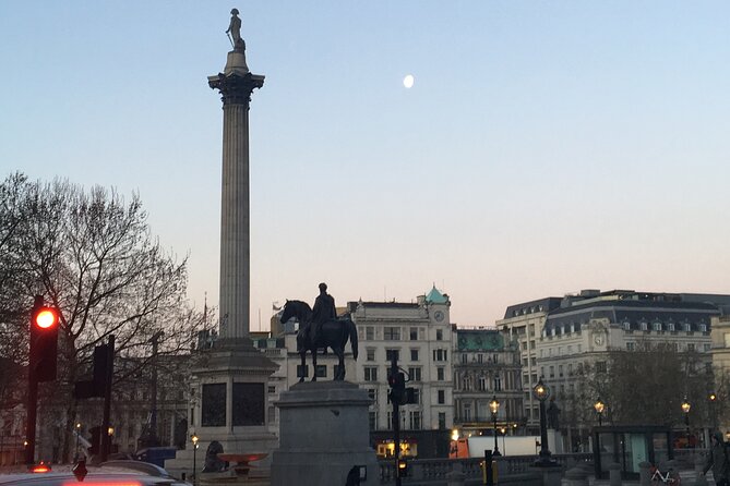 Classic London Tour - Aldwych reveals a quieter side of central London